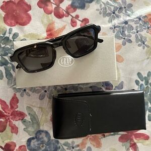 Crapeyewear - Heavy Tropix - Like New